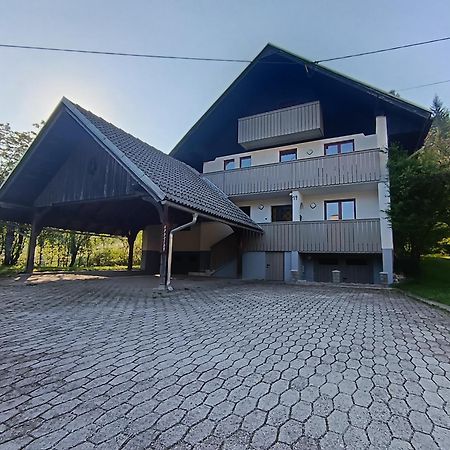 Appleby Apartments Kersnik Bohinj Bagian luar foto