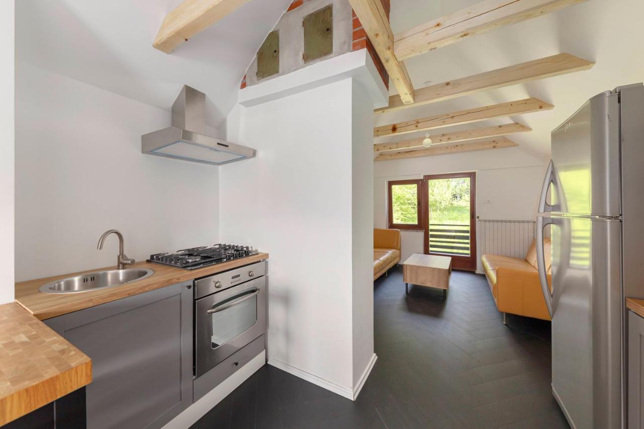Appleby Apartments Kersnik Bohinj Bagian luar foto