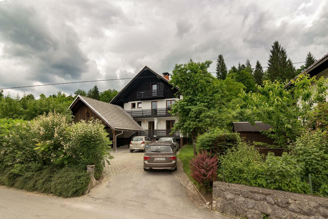 Appleby Apartments Kersnik Bohinj Bagian luar foto